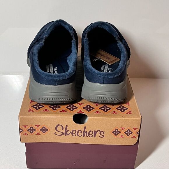 Skechers Easy Going Darling Thing Water Repellent Suede Clogs - Picture 5 of 6